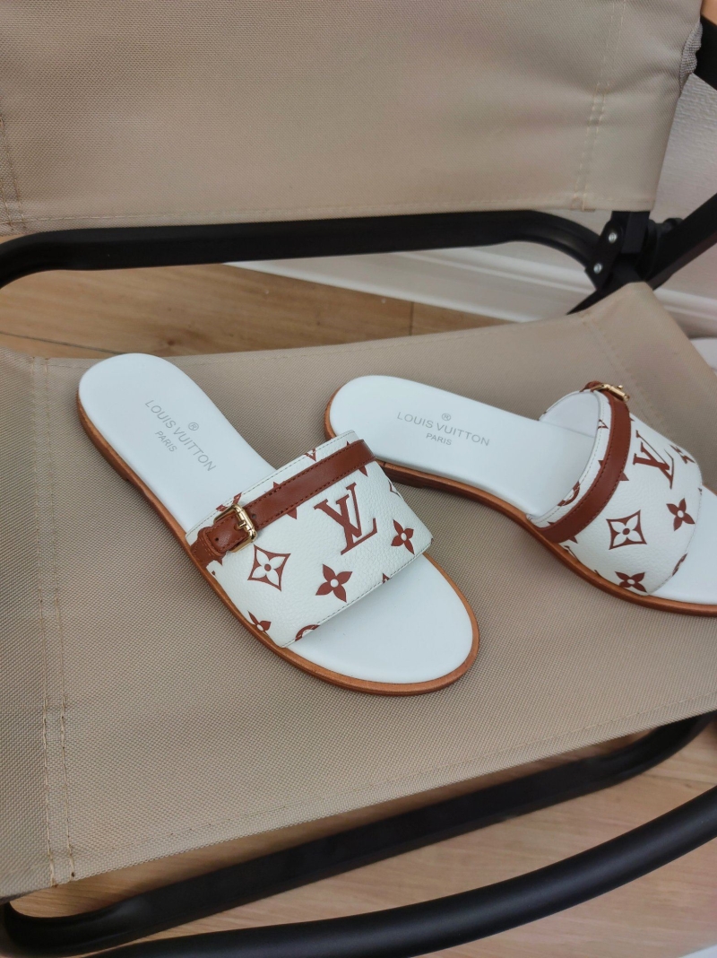 Louis Vuitton Slippers